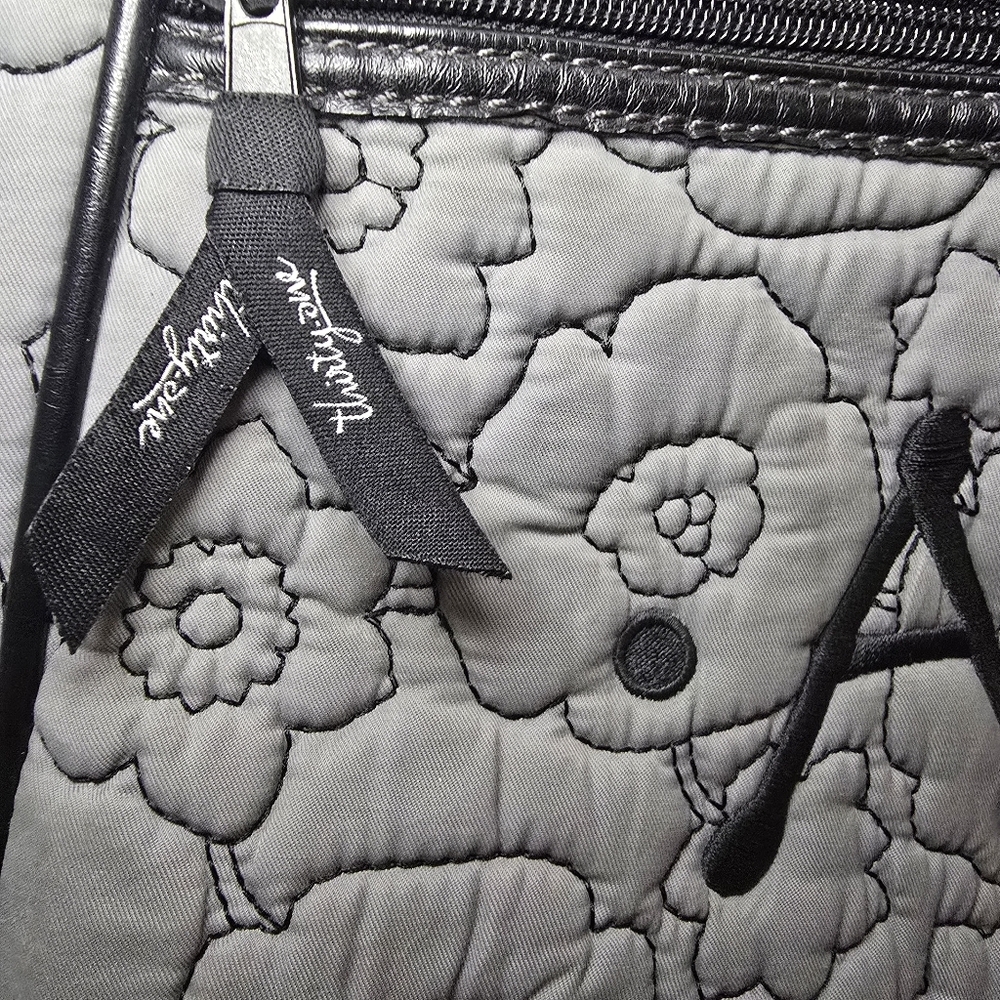 Thirty-One Quilted Crossbody Poppy Floral Shoulder Bag Gray Black Monogram A - Picture 3 of 11